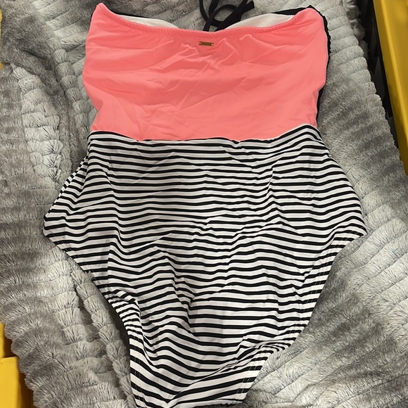 Victoria Secret Colorblock OnePiece Swimsuit L - Picture 4 of 7